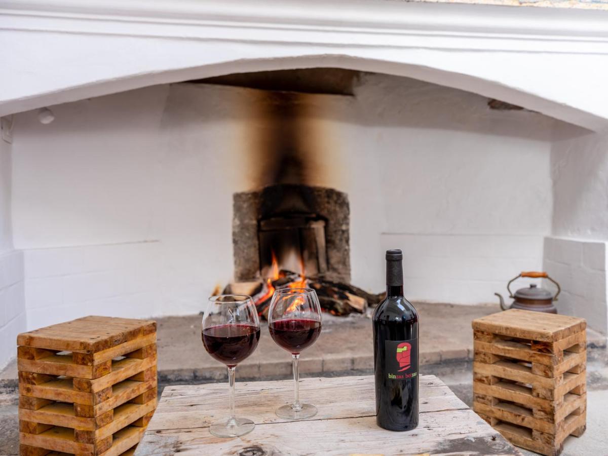 Binzas Betzas Agriturismo Sedilo Eksteriør bilde